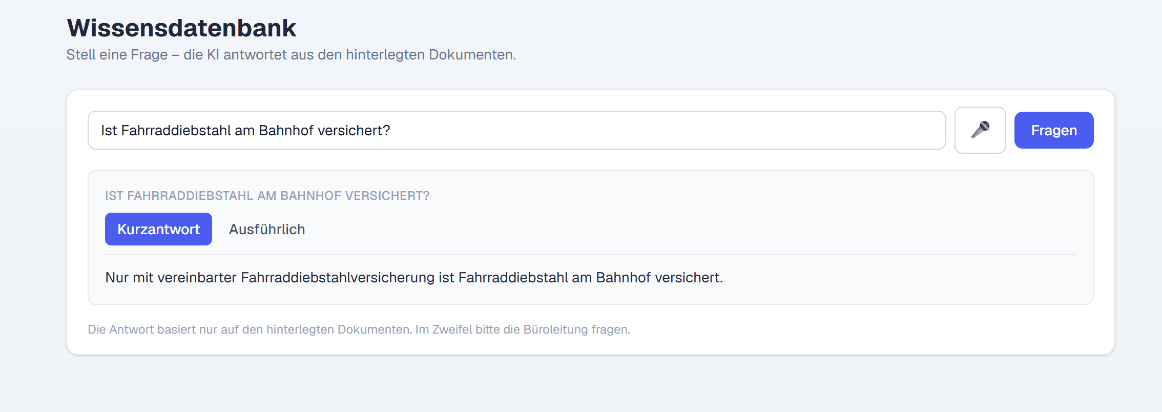 KI-Wissensdatenbank mit Kurzantwort auf eine Versicherungsfrage